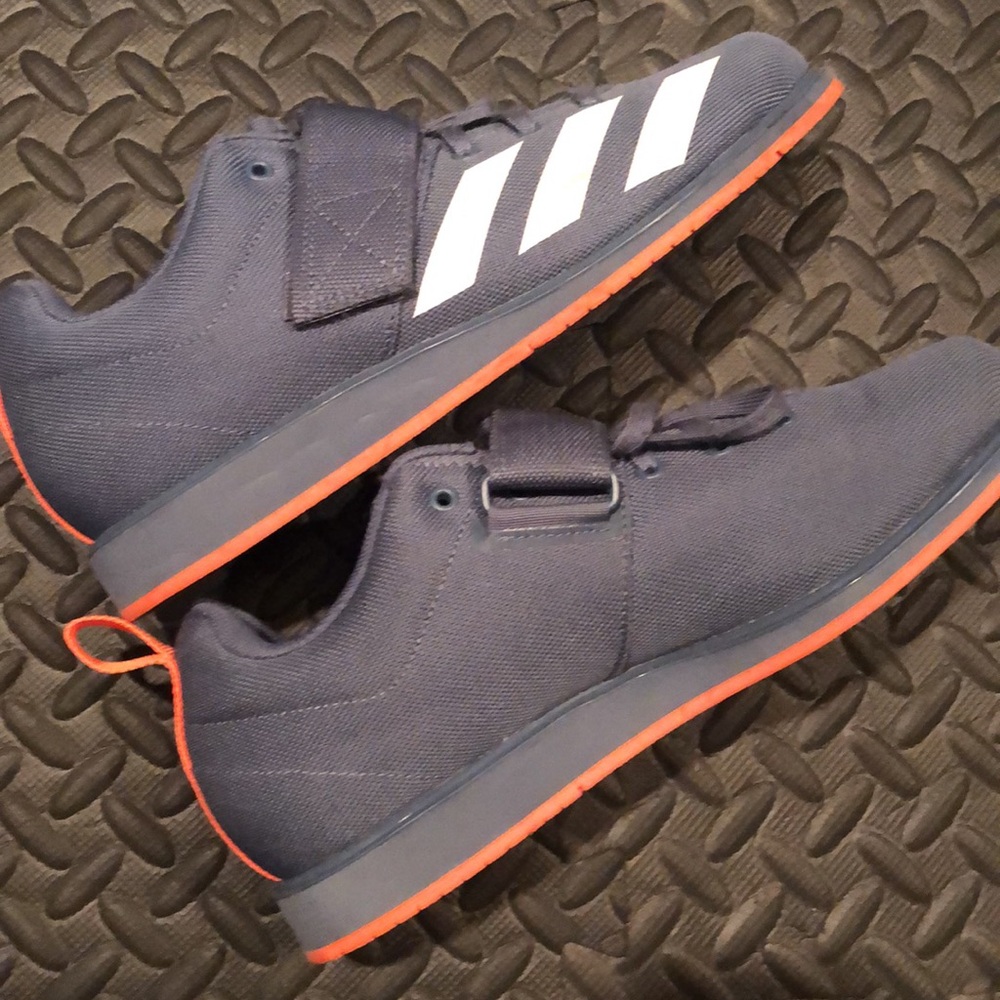 Adidas Powerlift 2.0 - women’s size 9.5